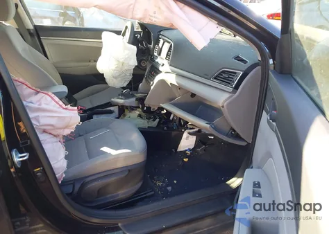 2017 Hyundai Elantra Se z USA, uszkodzony, nr VIN 5NPD84LF9HH099305